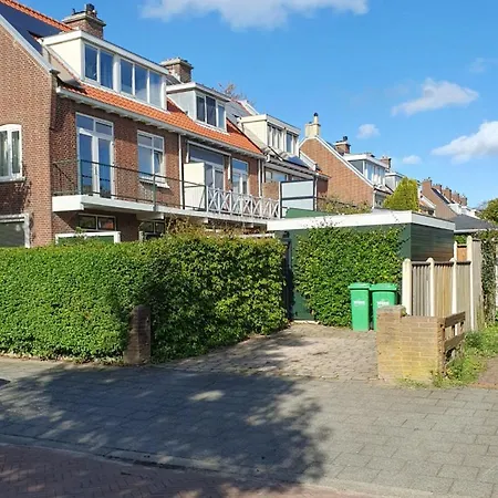 Cozy Garden House Kijkduin * デン・ハーグ